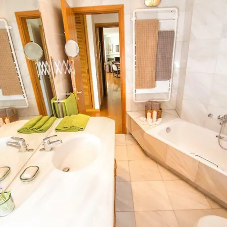 Luxurious - Sea View! * Athens