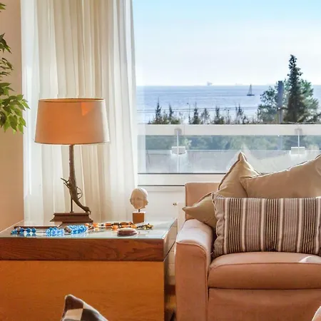 Luxurious - Sea View!